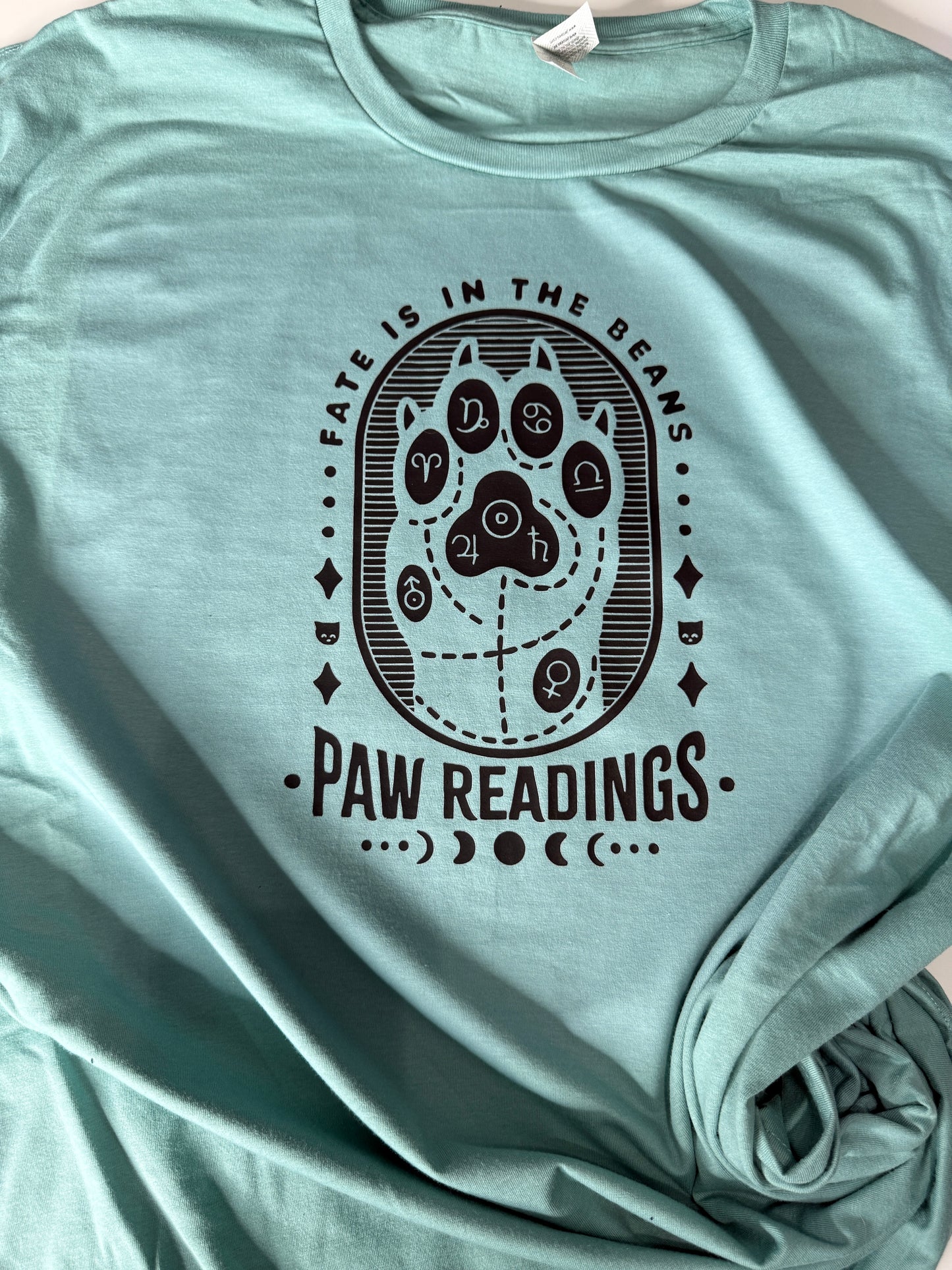 Paw Readings tee