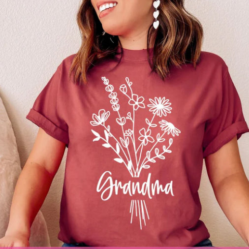 Grandma floral bouquet tee