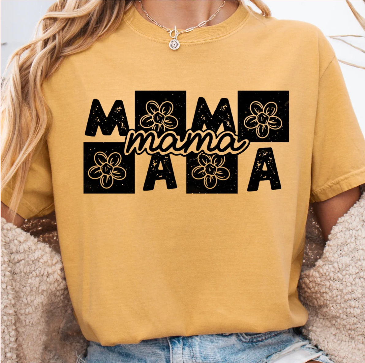 Mama Checkered design tee