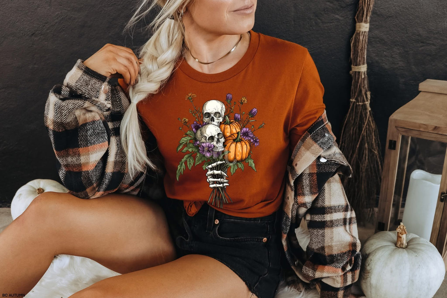 Skull Pumpkin Bouquet tee