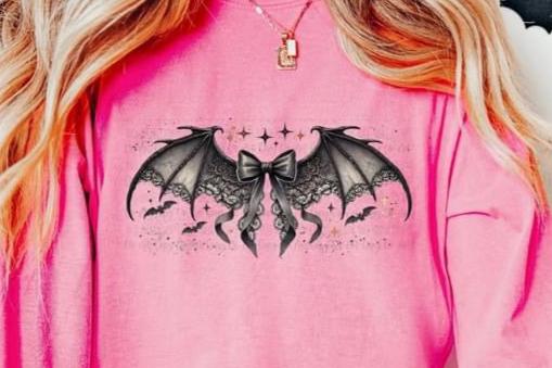Lacey Coquette Bat tee