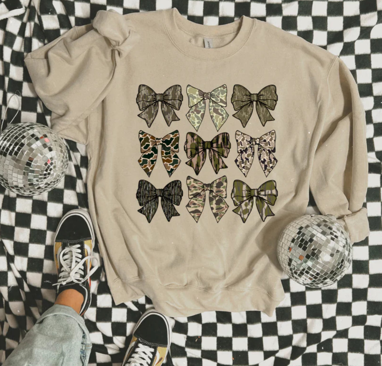 Camo bow coquette tee