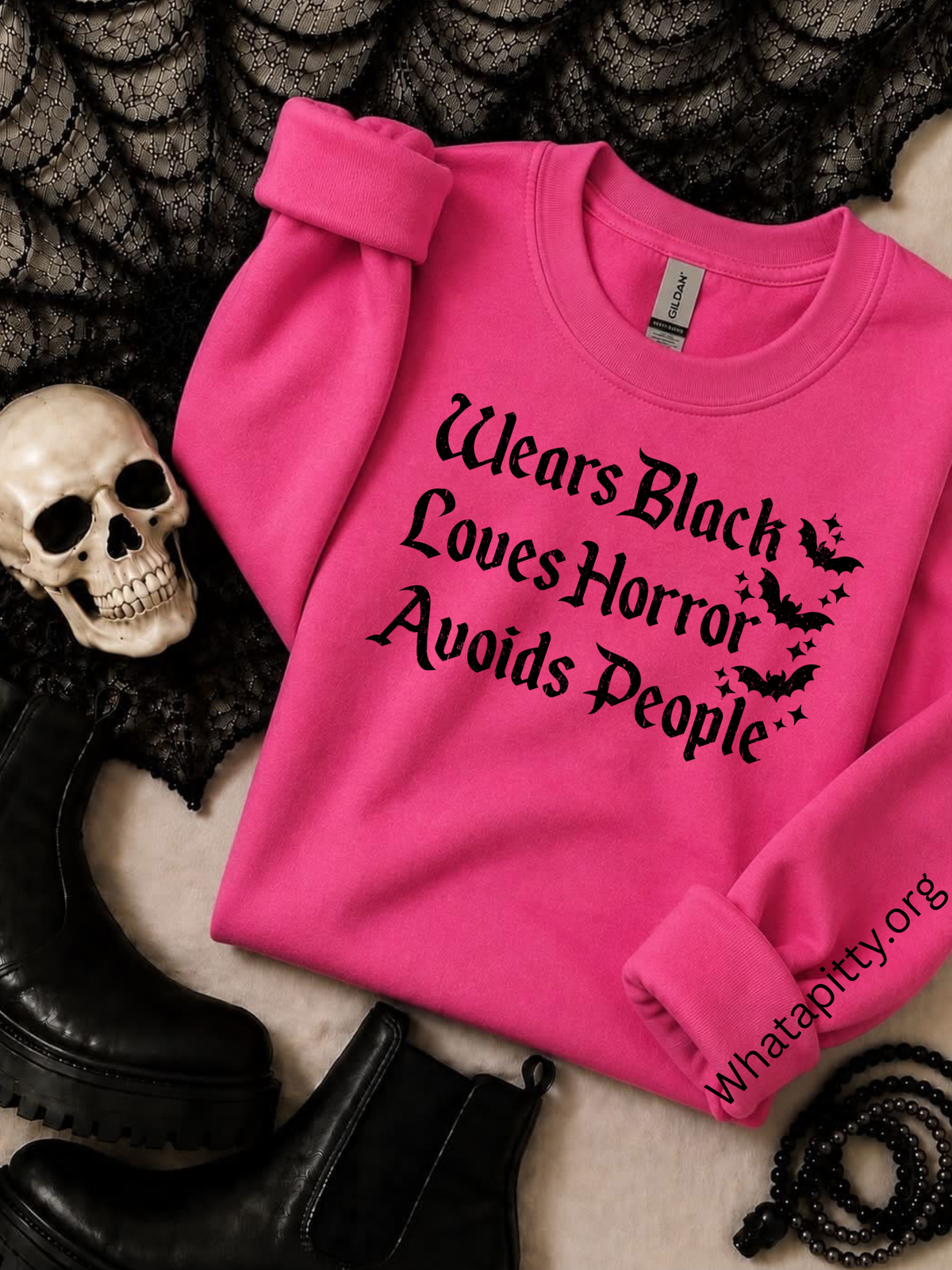 Wears Black Loves Horror Avoids People tee