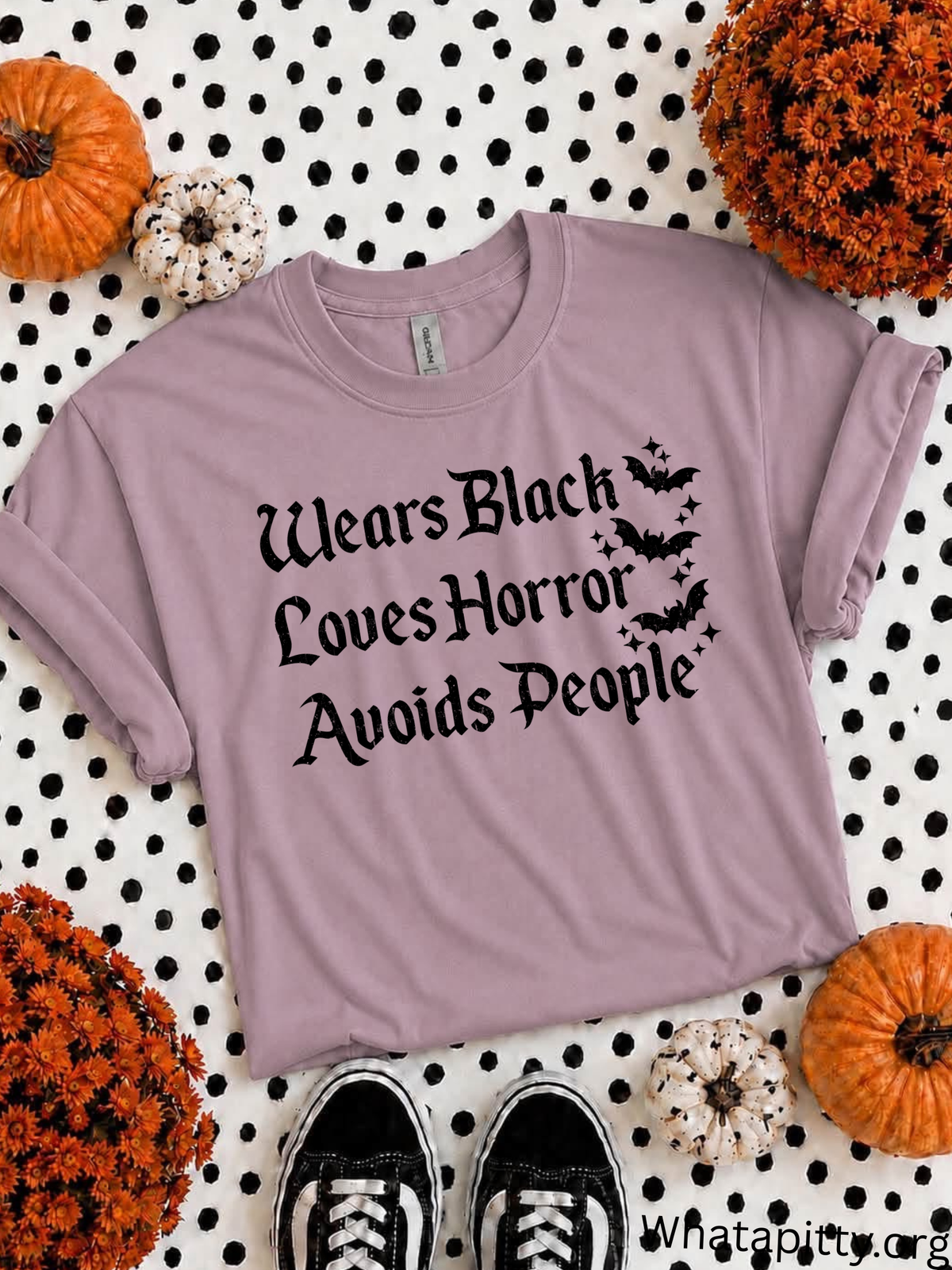 Wears Black Loves Horror Avoids People tee