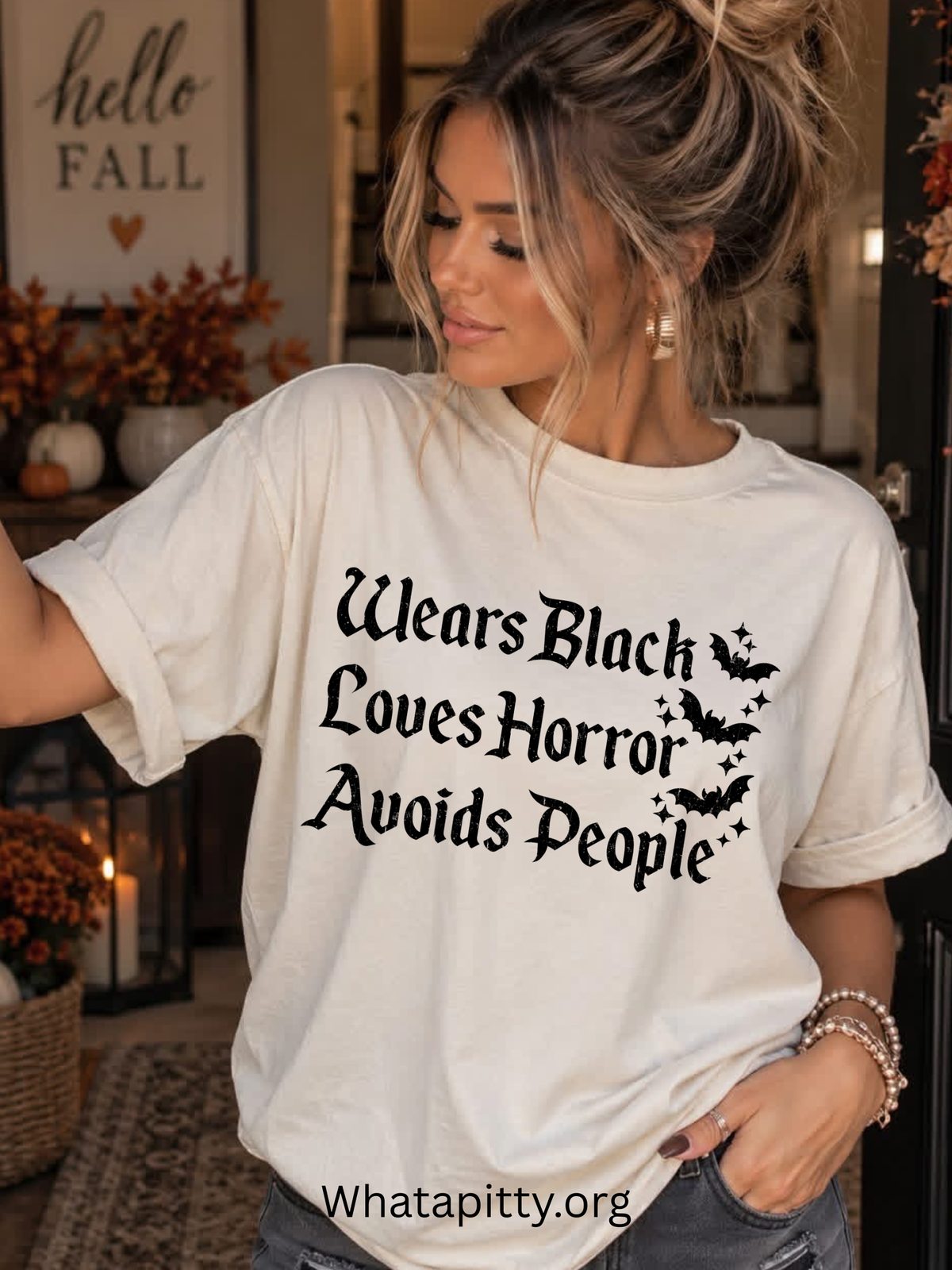 Wears Black Loves Horror Avoids People tee