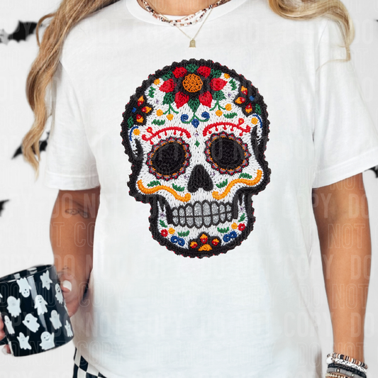 Rainbow Skull faux yarn tee