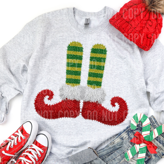 Elf Shoes faux yarn tee