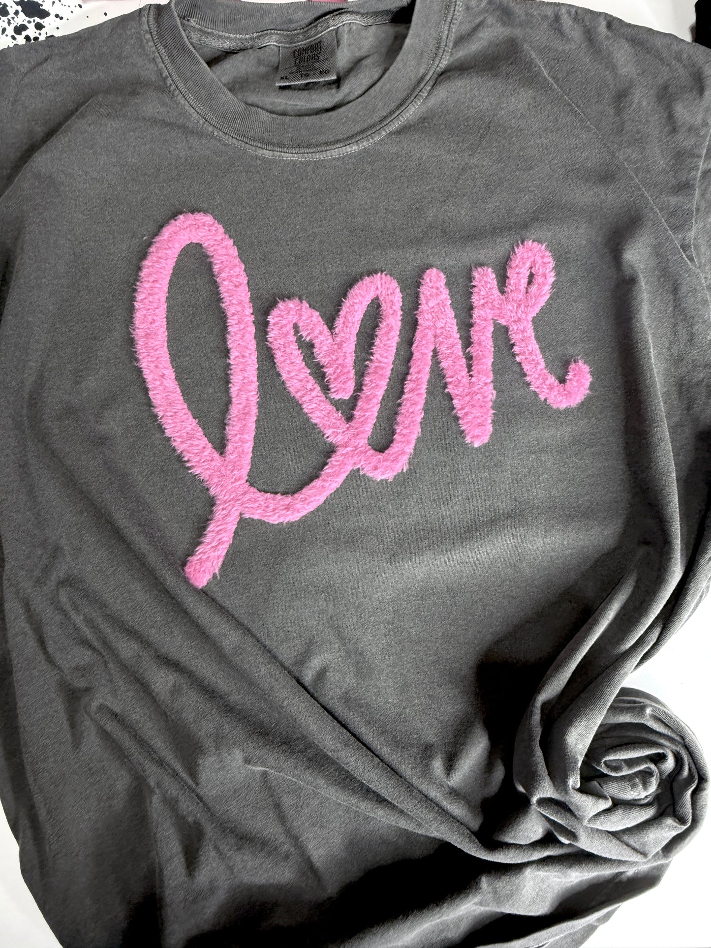LOVE fuzzy Patch sweatshirt