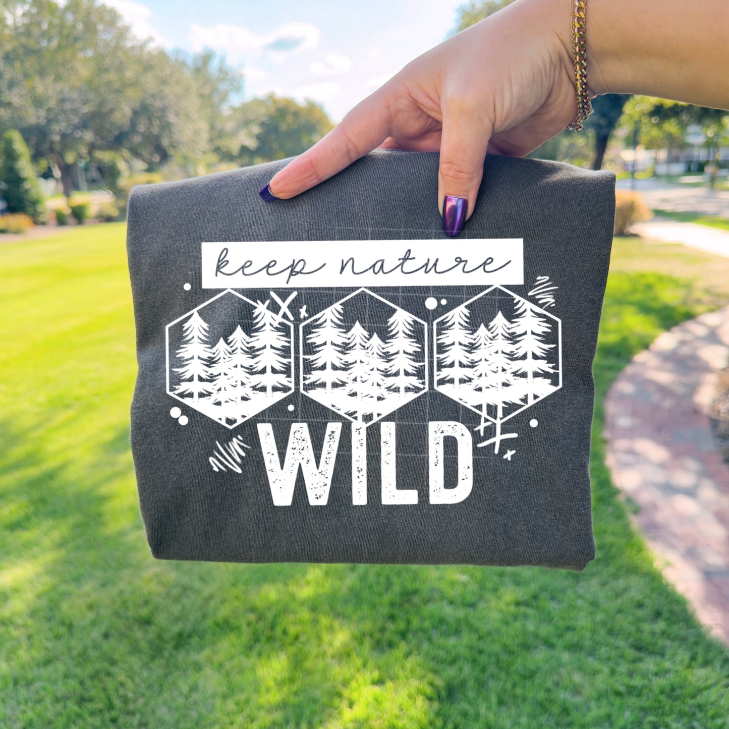 Keep Nature Wild Honeycombs tee (White Ink)