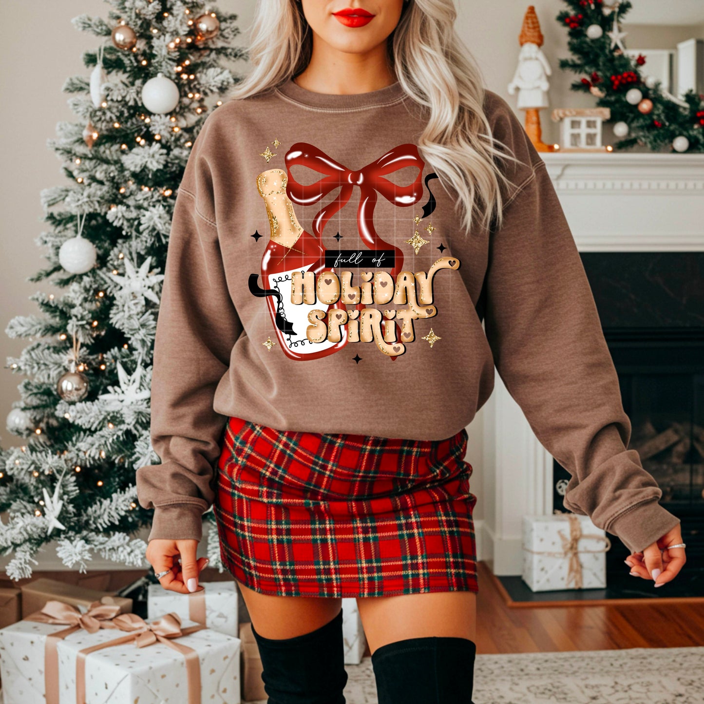 Full of Holiday Spirit tee (Red)