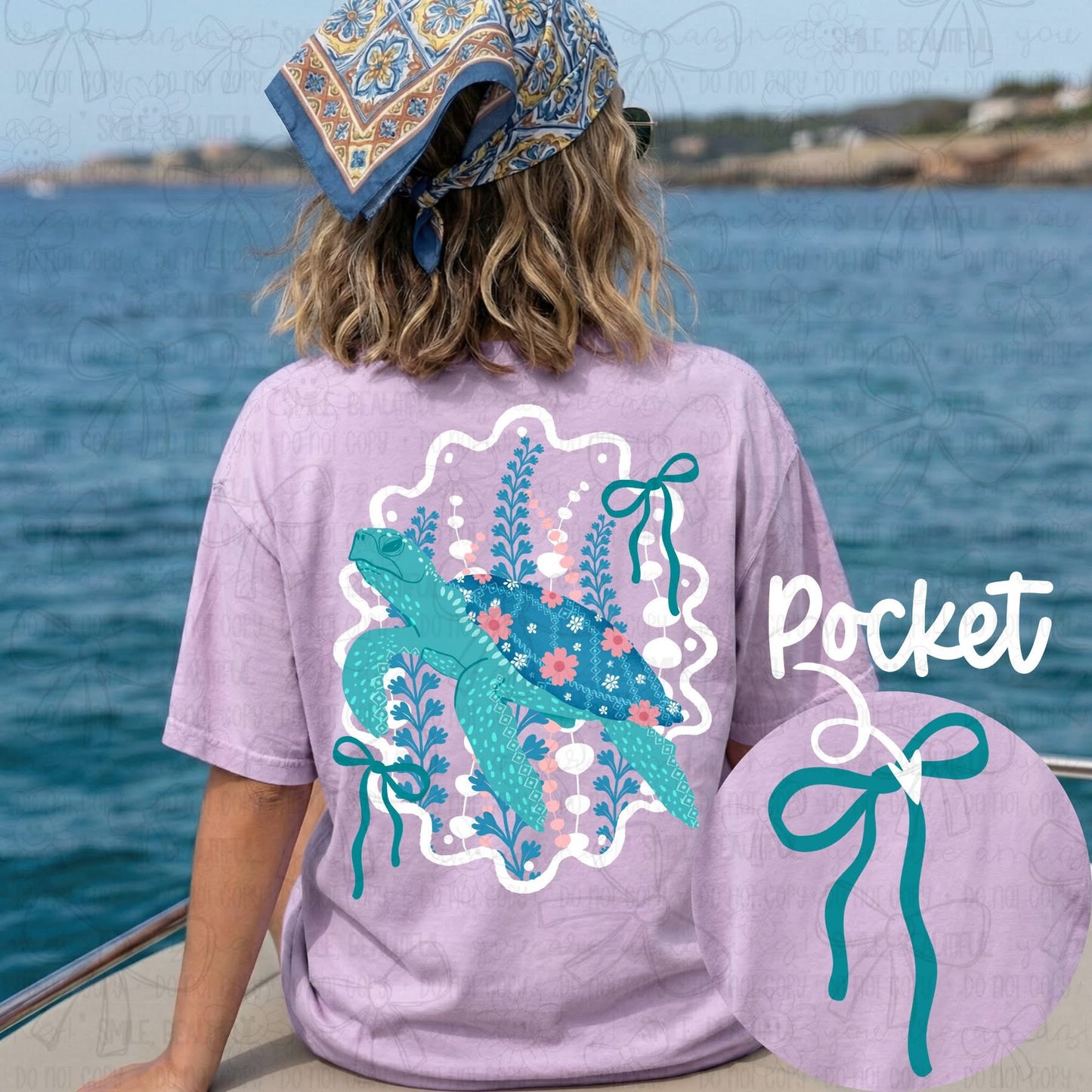 Sea Turtle with Bow tee