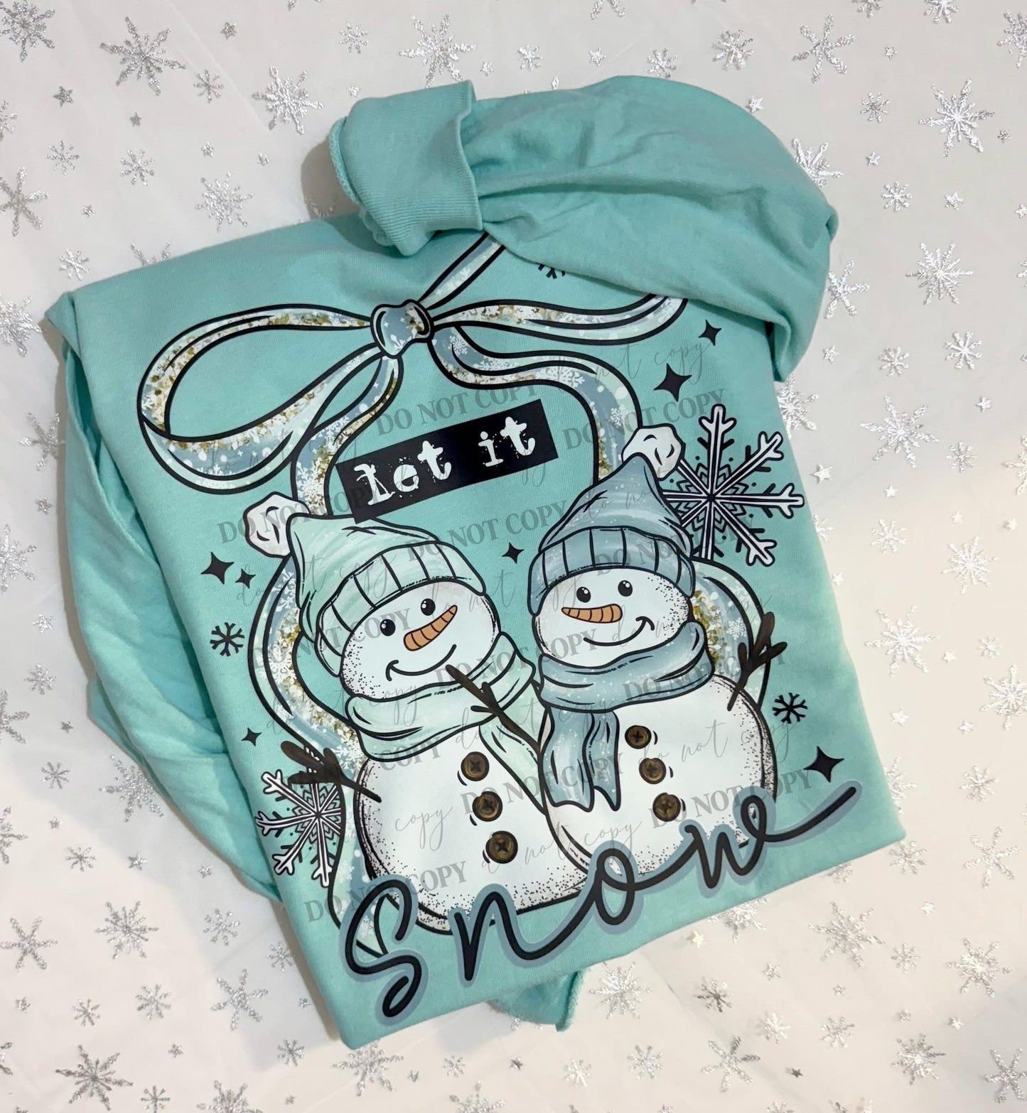 Let it Snow Blue Snowmen tee