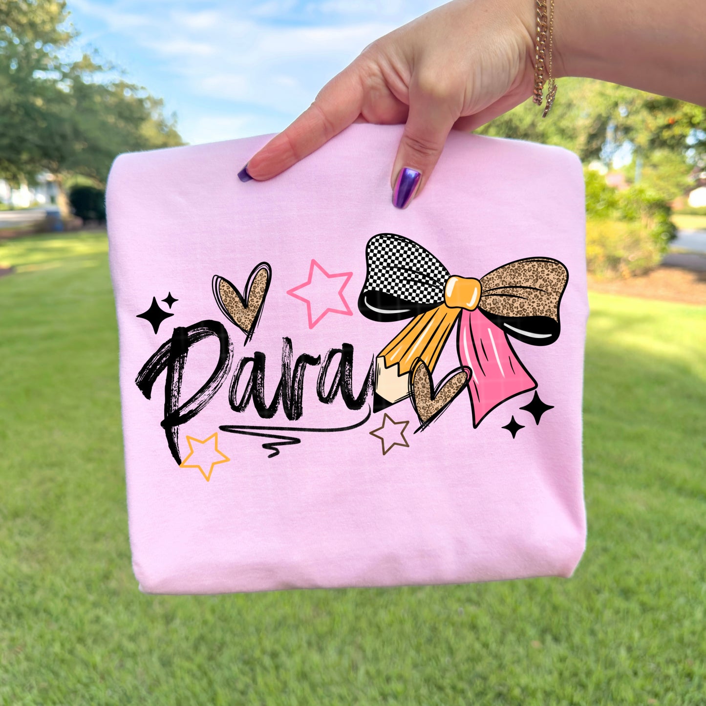 Para with pencil bow tee