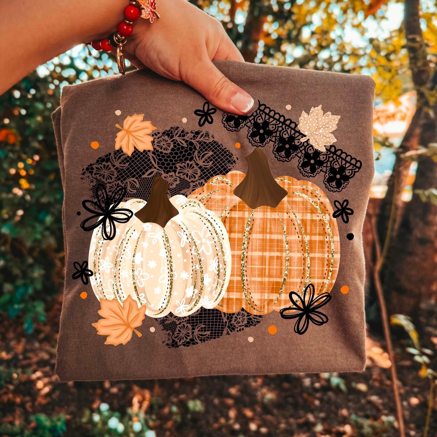 Lace trim Pumpkins tee