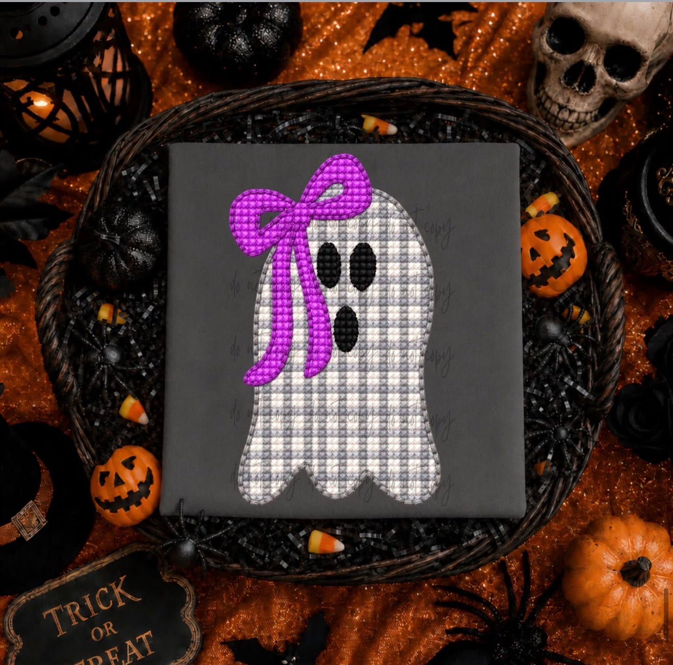 Striped Bow Ghostie tee