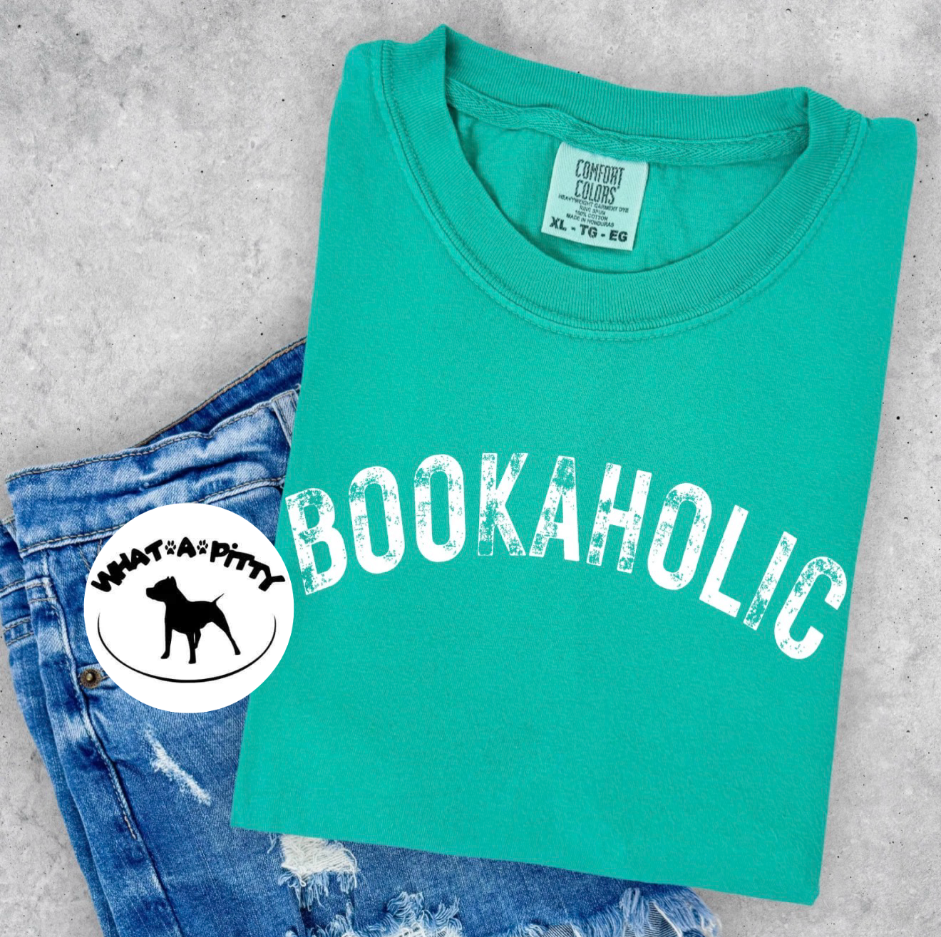 Bookaholic tee
