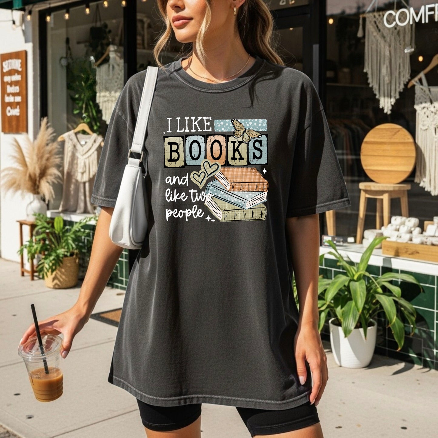 I like books tee (White Ink)
