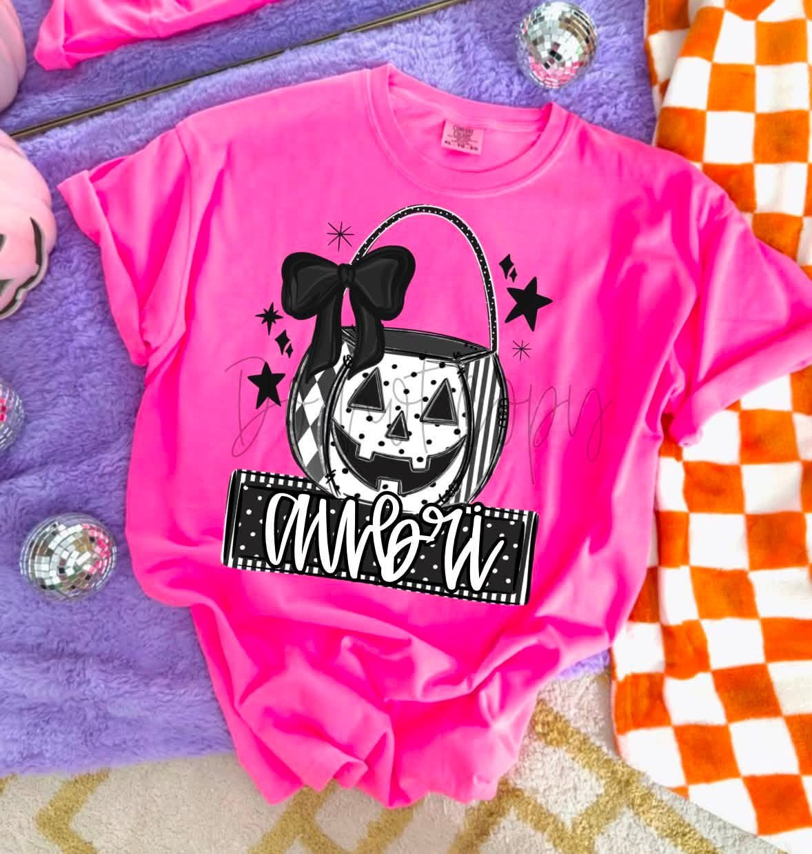Pumpkin Bucket Bow Nameplate tee -YOUTH
