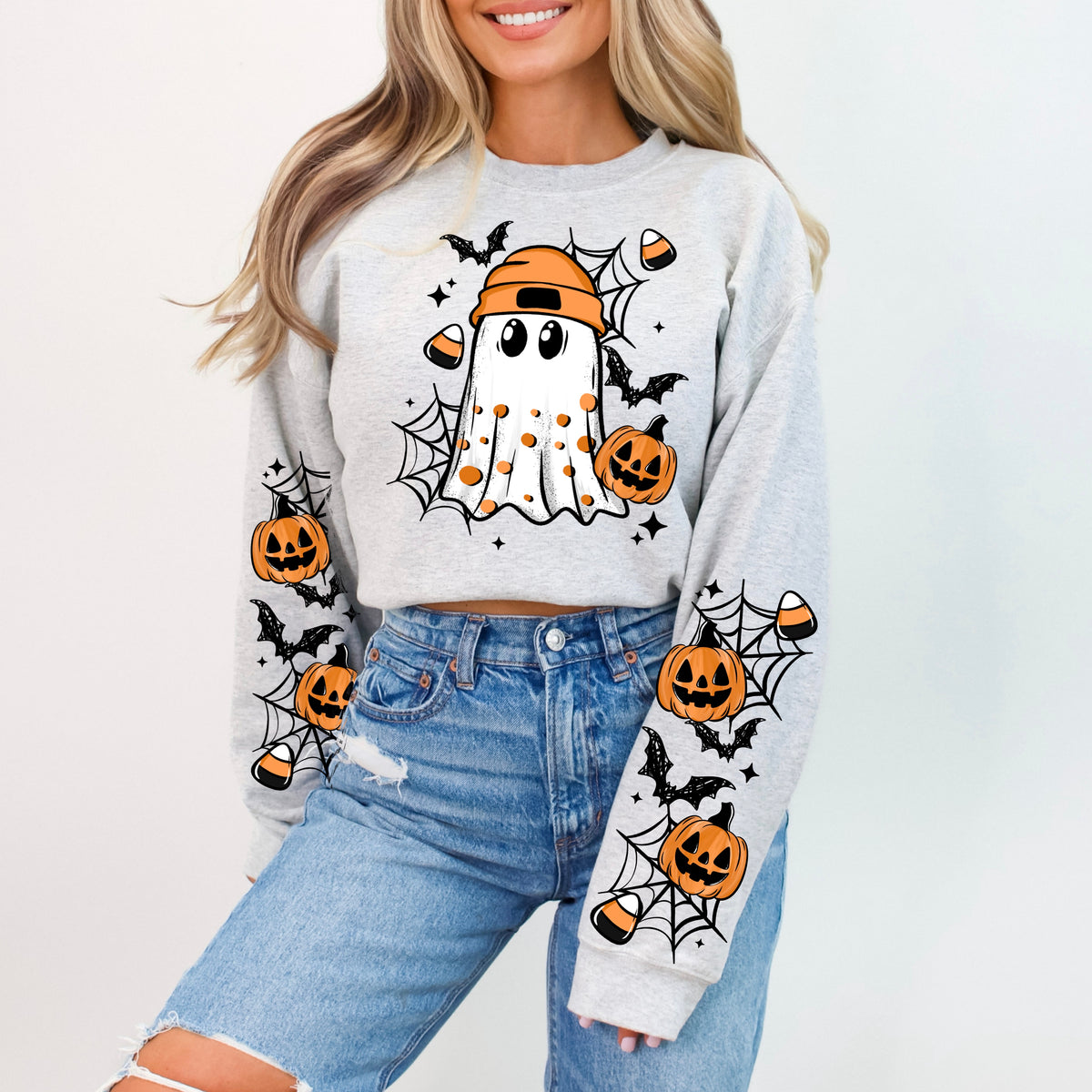 Beanie Ghostie sweatshirt with sleeve designs