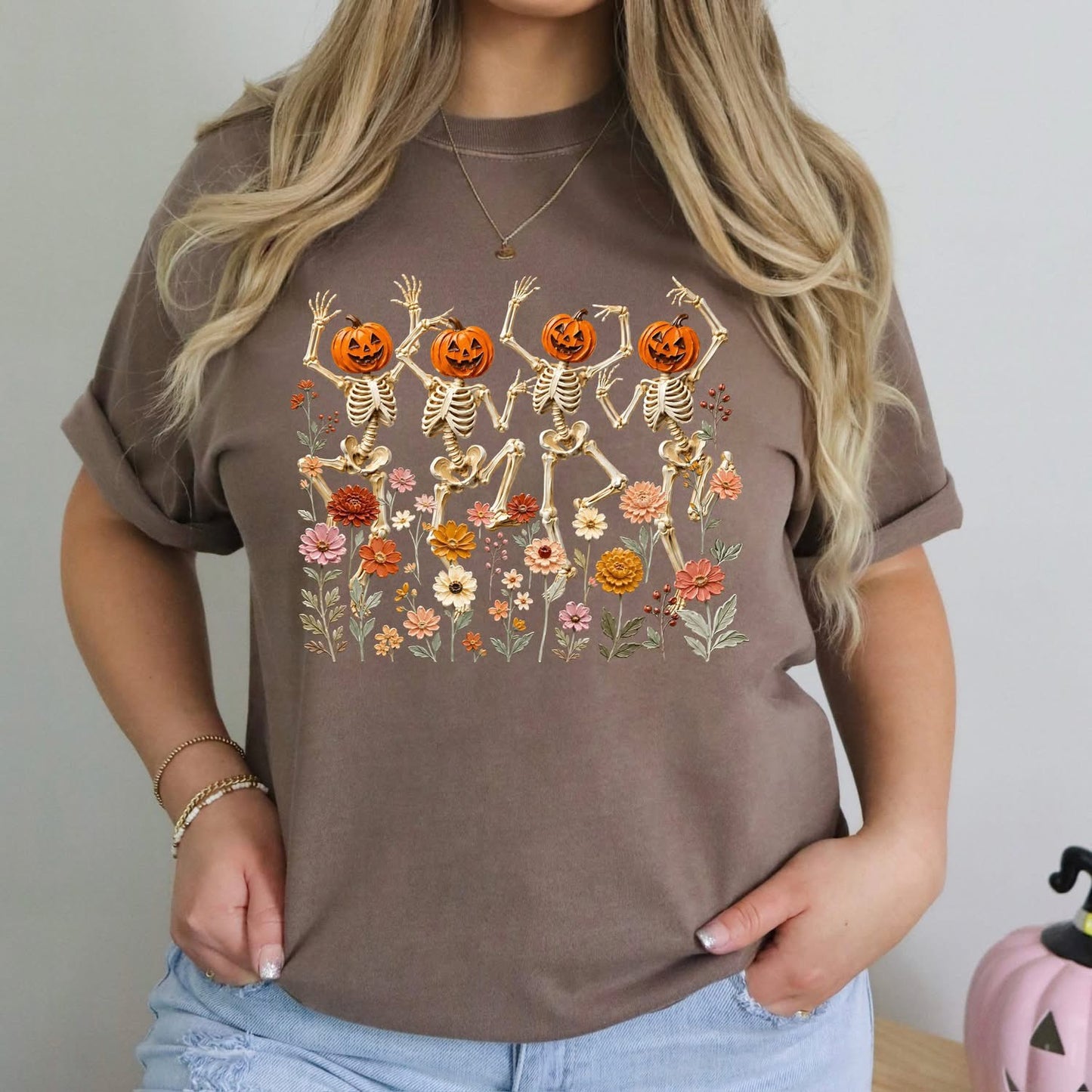 Happy Dancing Pumpkin Heads tee