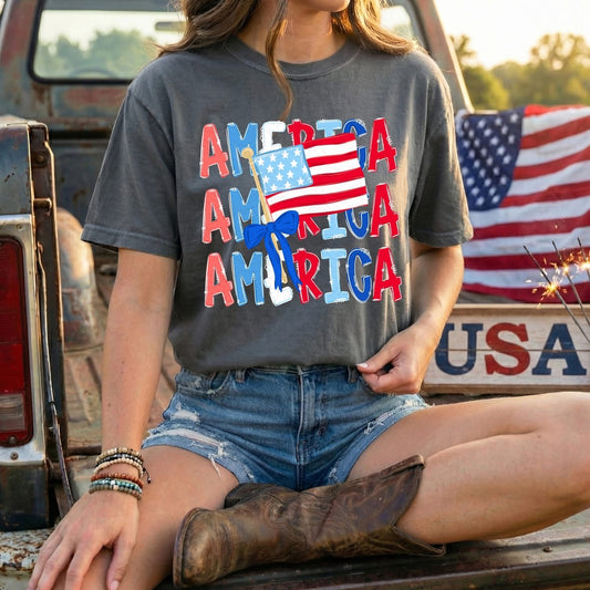 Triple stack America tee