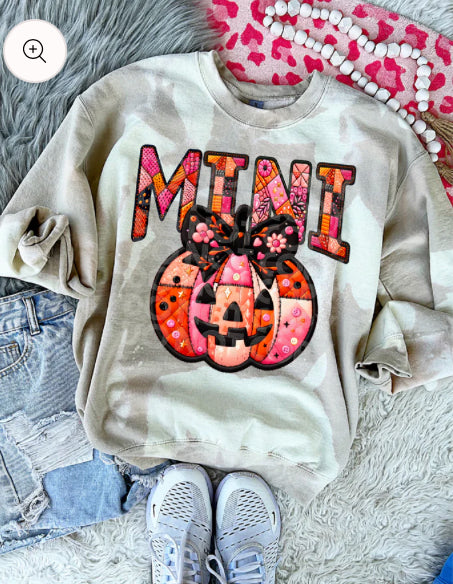 MAMA Patchwork Pumpkin tee