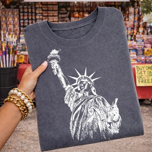 Statue of Liberty half tone tee