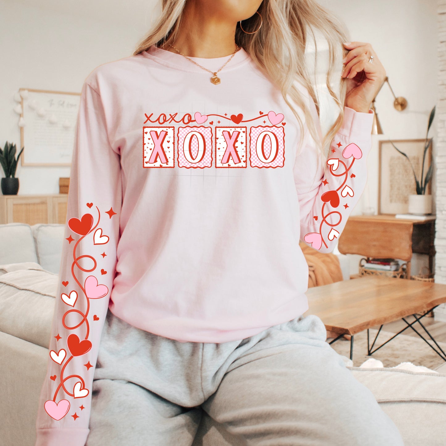 XOXO Hearts sweatshirt with sleeve designs