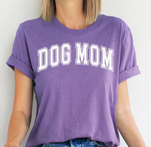 Dog Mom tee