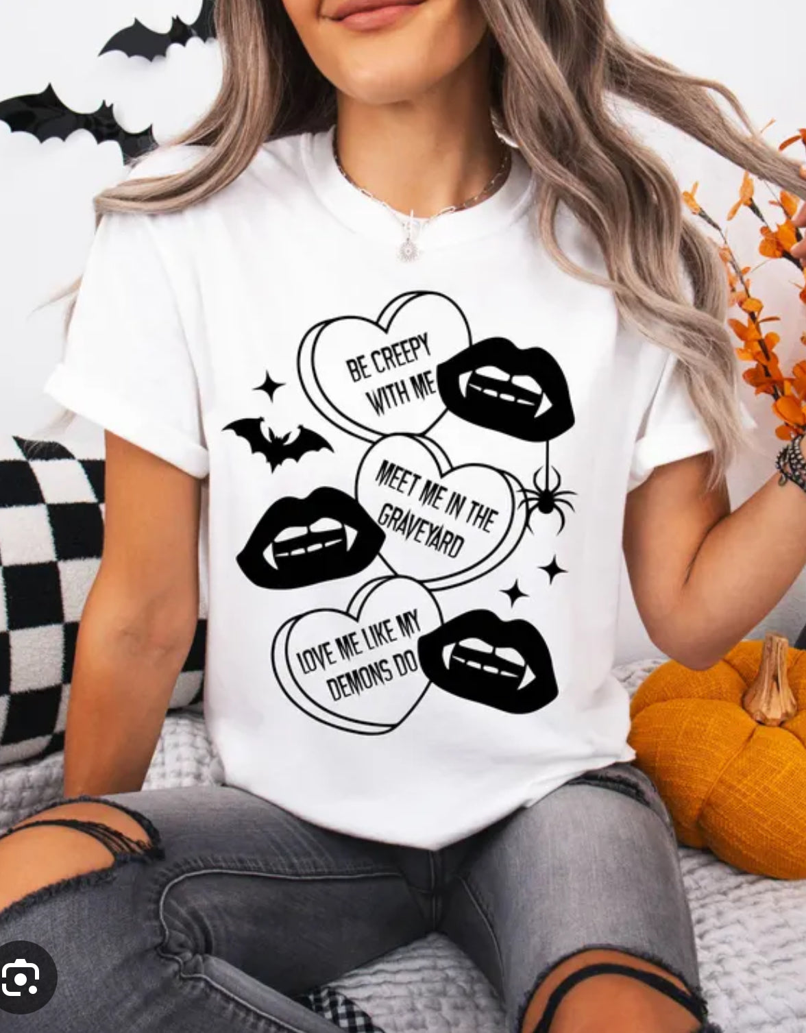Creepy Valentines Hearts tee (Black Ink)