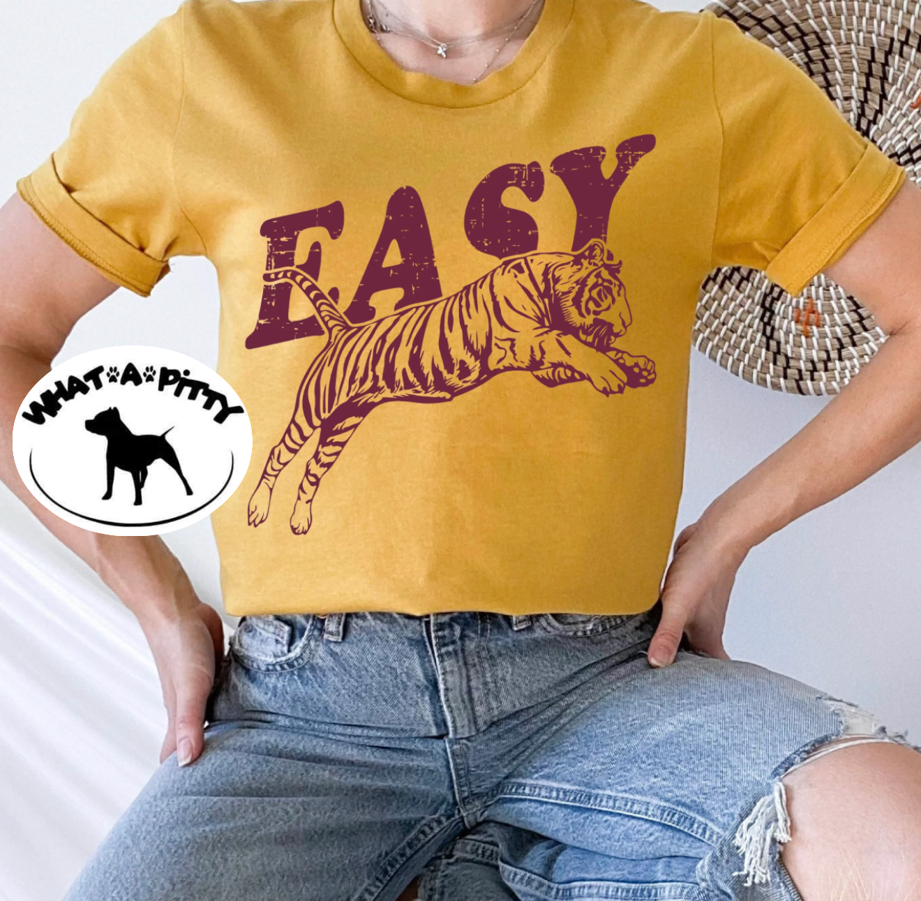 EASY Tiger (pouncing) tee