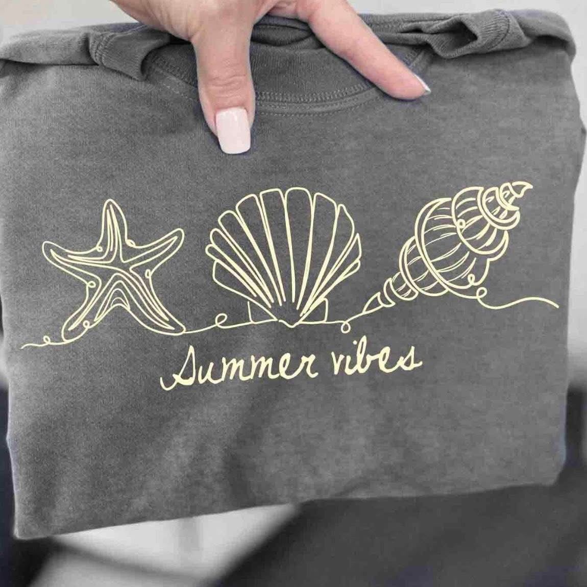 Summer Vibes Sea Shells tee
