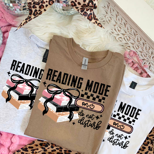 Reading Mode tee