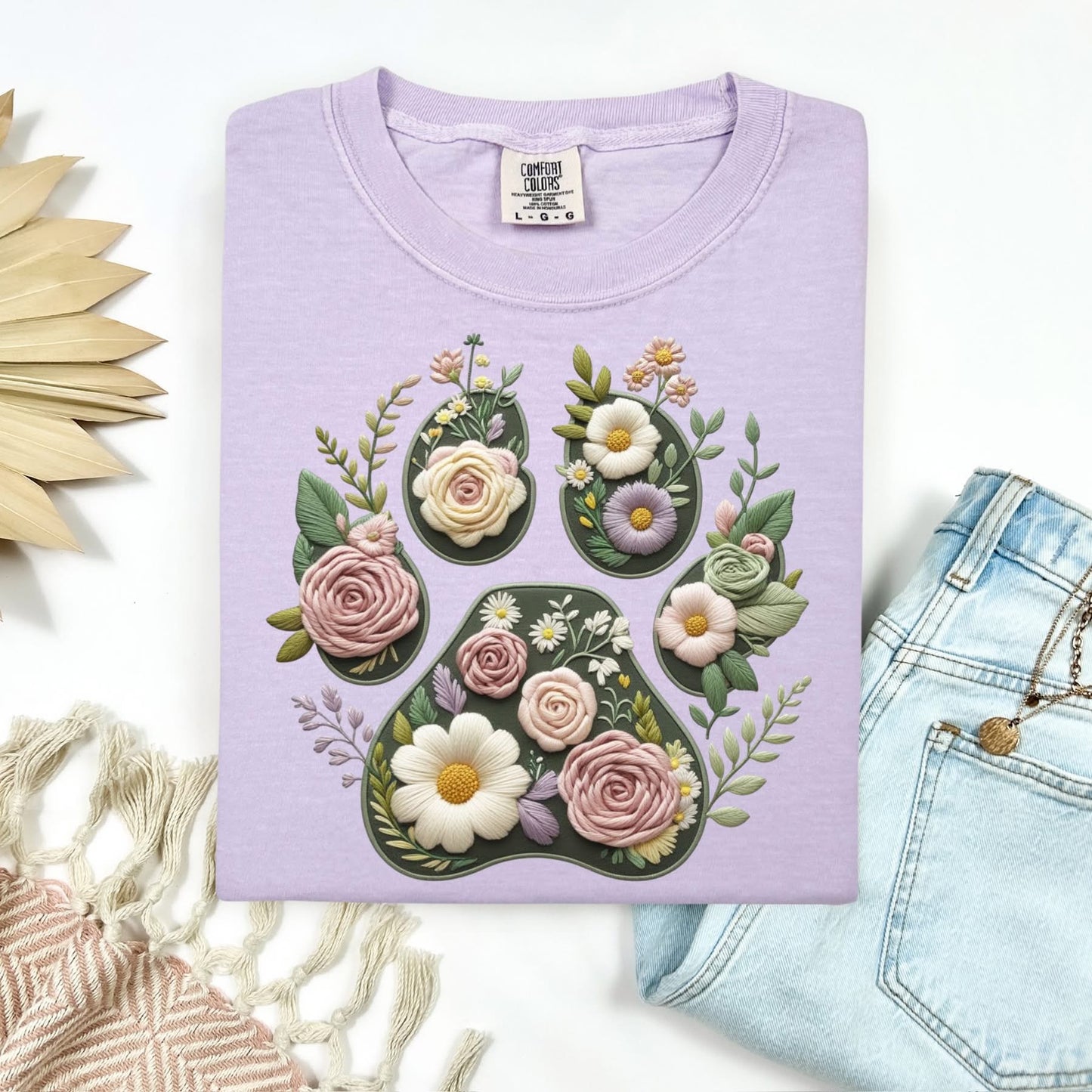 Embroidery Paw Print tee