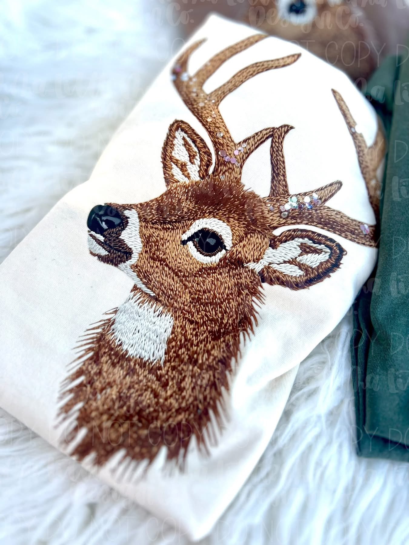 Buck faux yarn tee