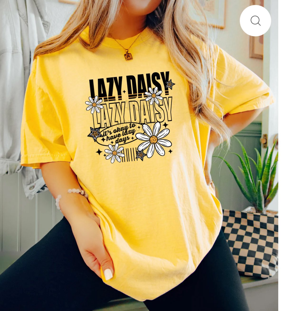 Lazy Daisy tee