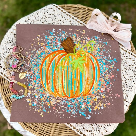 Splatter Pumpkin tee